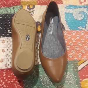 Dr. Scholls memory foam flats s 8